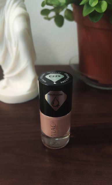 Semilac Nail Polish Color and Care C229 