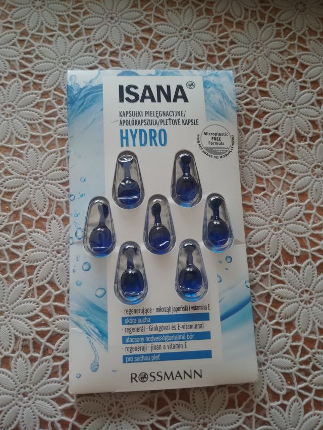 Isana kapsułki pielęgnacyjne