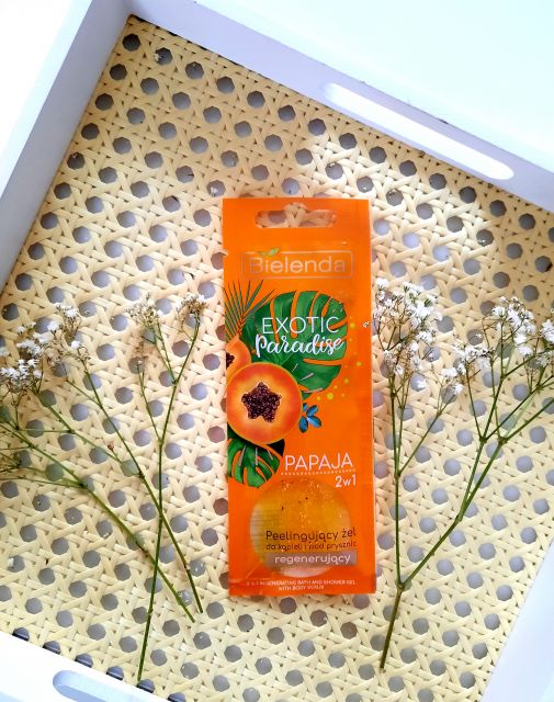 Bielenda Exotic Paradise, Peelingujący żel do kąpieli i pod prysznic, Papaja