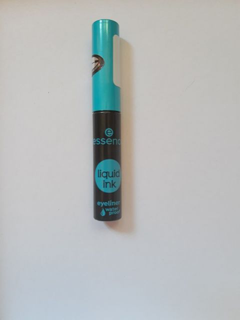 Essence Liquid Eyeliner Waterproof, Eyeliner w płynie, Wodoodporny, Black