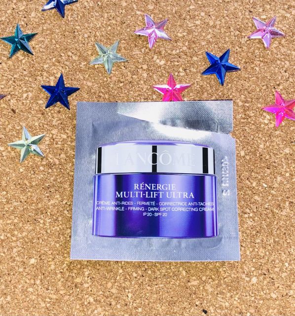 akcja denkowanie! grudzień - kosmetyki w świątecznych opakowaniach i świątecznych kolorach 🎄❄️⛄🎀🎁🎅