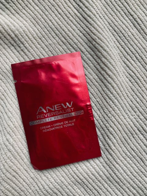 Avon Anew, Reversalist, Krem do twarzy, Na noc, Z protinolem
