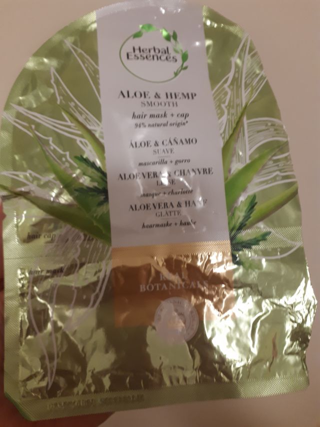 akcja denkowanie! grudzień - kosmetyki w świątecznych opakowaniach i świątecznych kolorach 🎄❄️⛄🎀🎁🎅