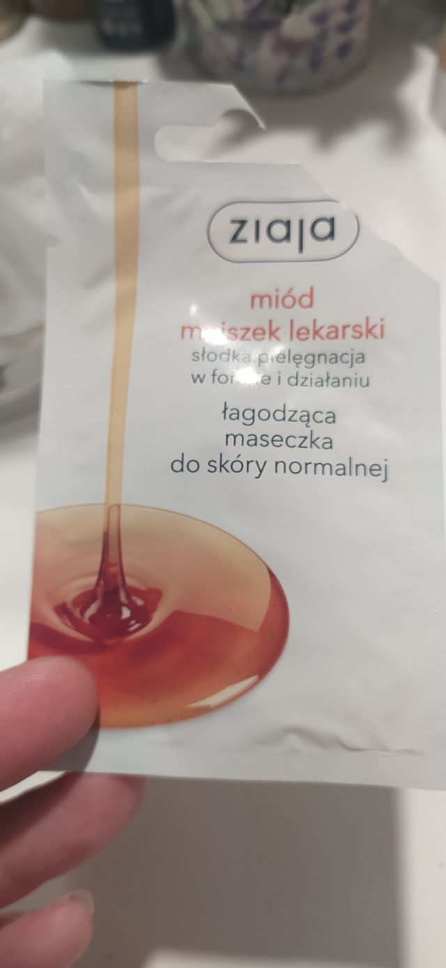 akcja denkowanie! grudzień - kosmetyki w świątecznych opakowaniach i świątecznych kolorach 🎄❄️⛄🎀🎁🎅