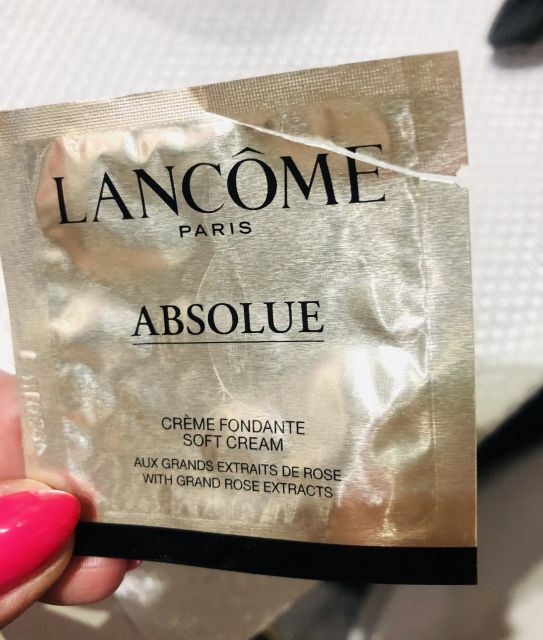 akcja denkowanie! grudzień - kosmetyki w świątecznych opakowaniach i świątecznych kolorach 🎄❄️⛄🎀🎁🎅