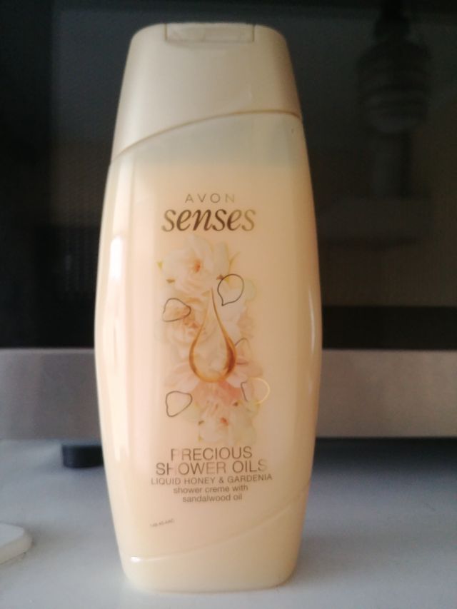 Avon zel pod prysznic