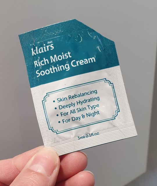 akcja denkowanie! grudzień - kosmetyki w świątecznych opakowaniach i świątecznych kolorach 🎄❄️⛄🎀🎁🎅