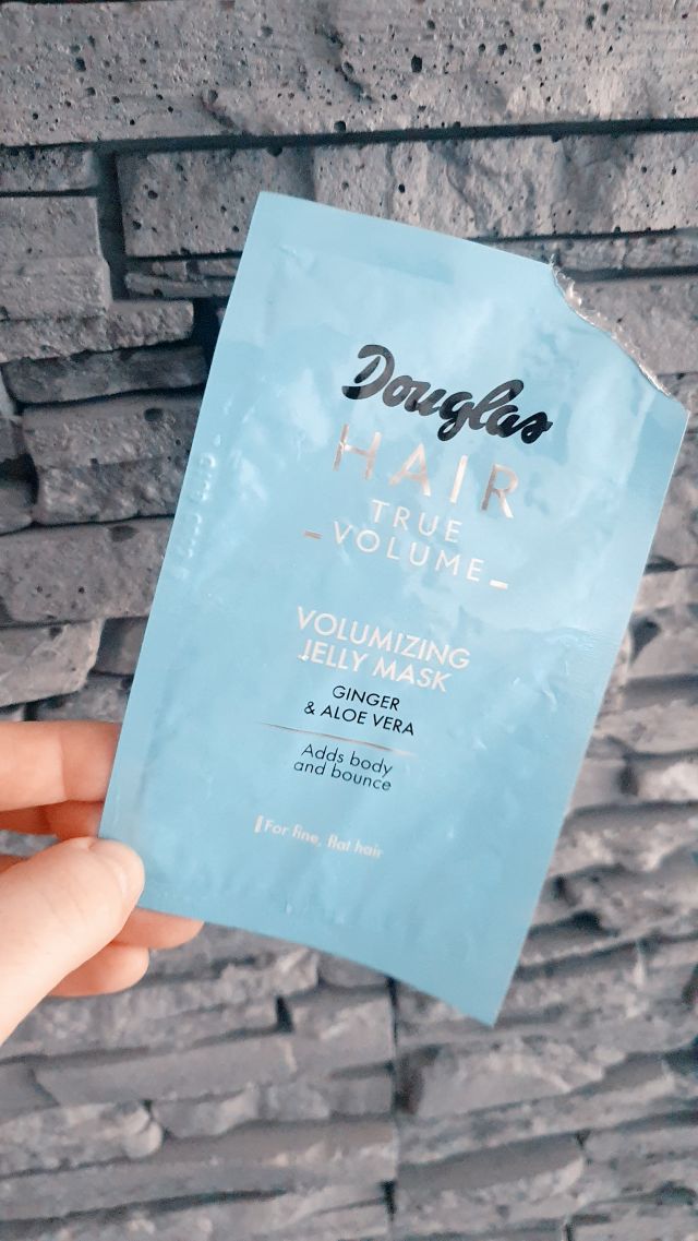 akcja denkowanie! grudzień - kosmetyki w świątecznych opakowaniach i świątecznych kolorach 🎄❄️⛄🎀🎁🎅