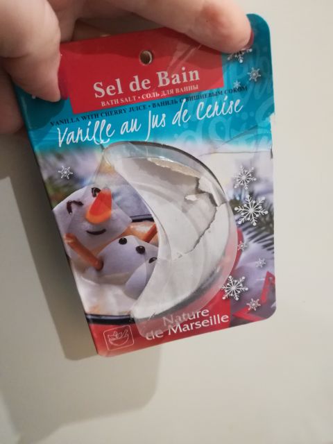 akcja denkowanie! grudzień - kosmetyki w świątecznych opakowaniach i świątecznych kolorach 🎄❄️⛄🎀🎁🎅