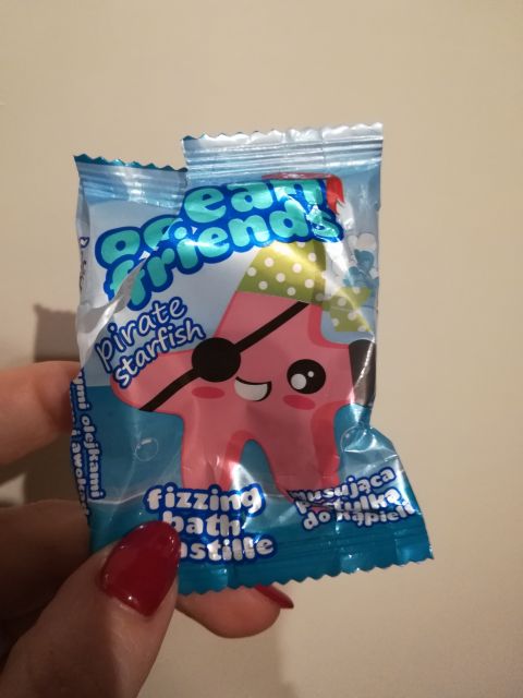 akcja denkowanie! grudzień - kosmetyki w świątecznych opakowaniach i świątecznych kolorach 🎄❄️⛄🎀🎁🎅