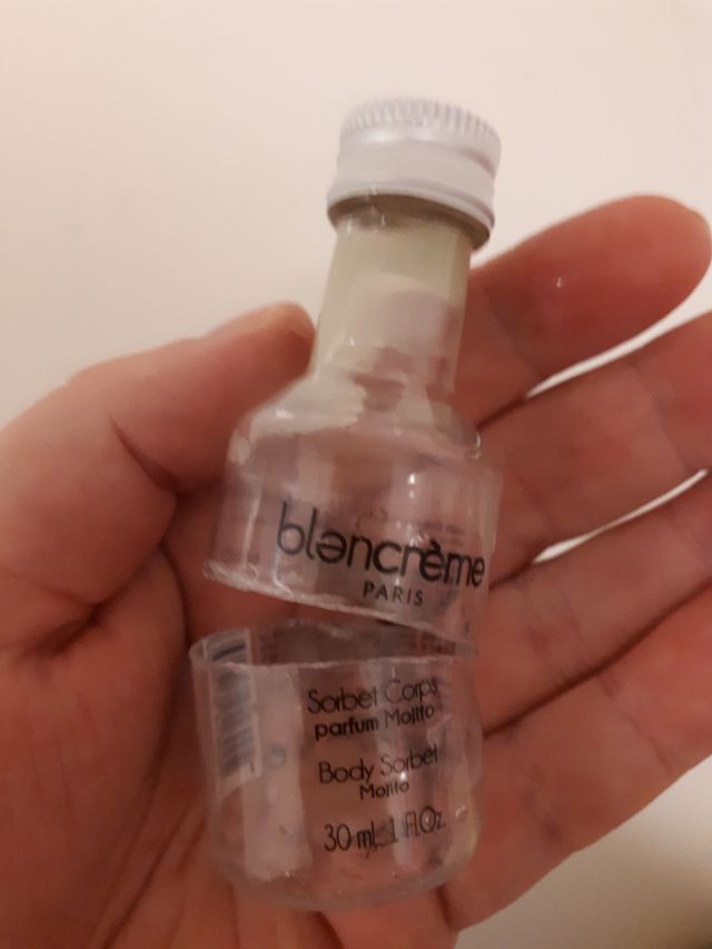 akcja denkowanie! grudzień - kosmetyki w świątecznych opakowaniach i świątecznych kolorach 🎄❄️⛄🎀🎁🎅