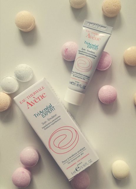 Avène TriAcneal, Emulsja na niedoskonałości skóry i zmiany trądzikowe