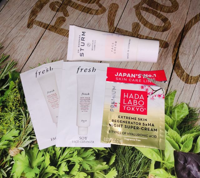 akcja denkowanie! grudzień - kosmetyki w świątecznych opakowaniach i świątecznych kolorach 🎄❄️⛄🎀🎁🎅