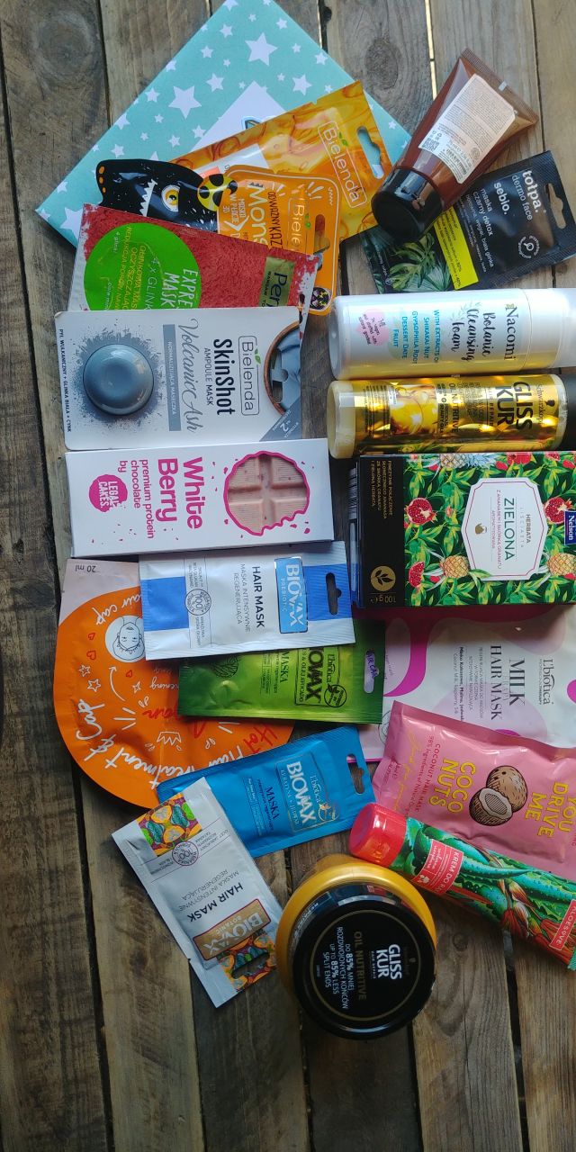 ✩ Kalendarz urodzinowy Clouders ✩