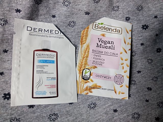 akcja denkowanie! grudzień - kosmetyki w świątecznych opakowaniach i świątecznych kolorach 🎄❄️⛄🎀🎁🎅