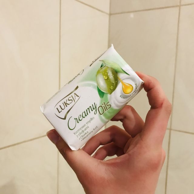 Luksja Creamy, Mydło w kostce, Oils, Oliwka i witaminy A + E