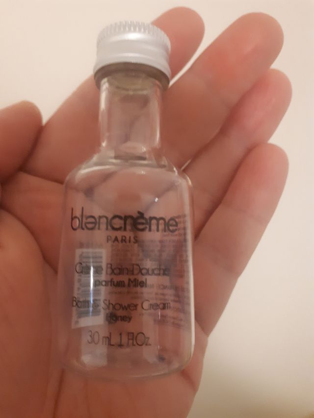 akcja denkowanie! grudzień - kosmetyki w świątecznych opakowaniach i świątecznych kolorach 🎄❄️⛄🎀🎁🎅