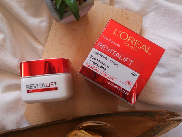 L'Oréal Revitalift, Krem do twarzy, Przeciwzmarszczkowy, Silnie ujędrniający, Na dzień