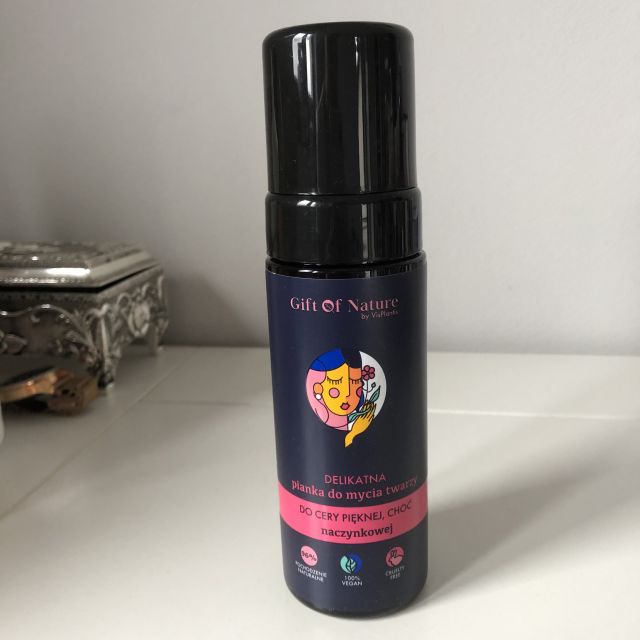 Gift Of Nature Delikatna pianka do mycia twarzy, do cery pięknej, choć naczynkowej