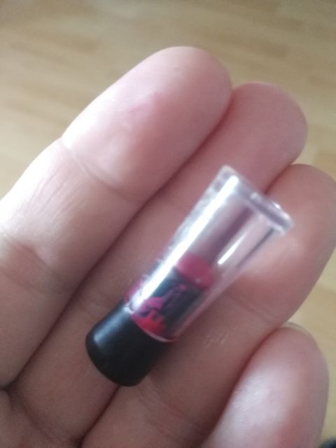 akcja denkowanie! grudzień - kosmetyki w świątecznych opakowaniach i świątecznych kolorach 🎄❄️⛄🎀🎁🎅