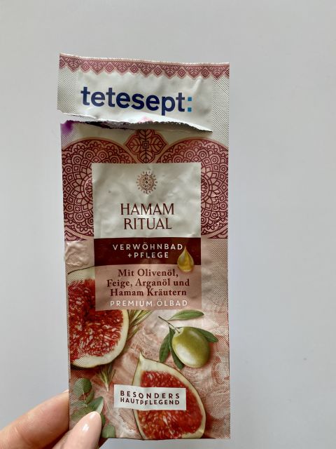 akcja denkowanie! grudzień - kosmetyki w świątecznych opakowaniach i świątecznych kolorach 🎄❄️⛄🎀🎁🎅