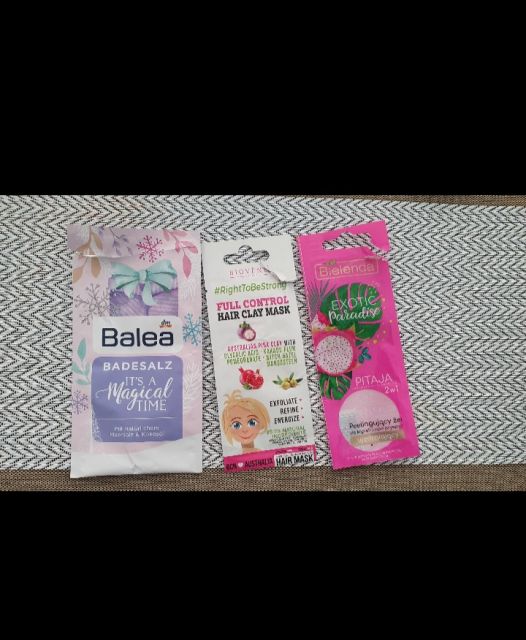 akcja denkowanie! grudzień - kosmetyki w świątecznych opakowaniach i świątecznych kolorach 🎄❄️⛄🎀🎁🎅