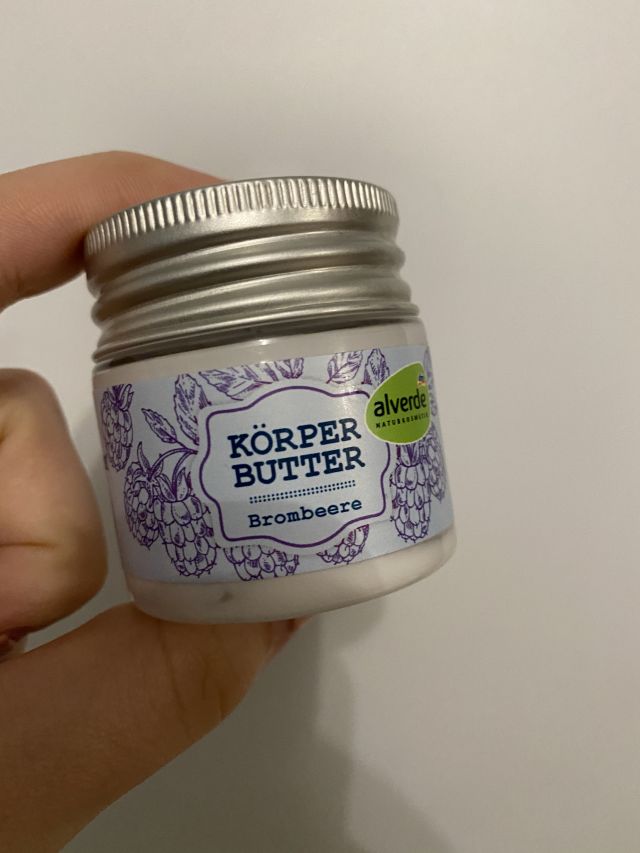 akcja denkowanie! grudzień - kosmetyki w świątecznych opakowaniach i świątecznych kolorach 🎄❄️⛄🎀🎁🎅