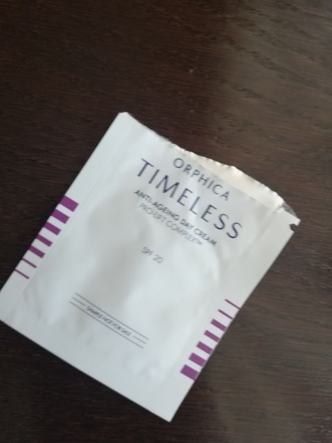 akcja denkowanie! grudzień - kosmetyki w świątecznych opakowaniach i świątecznych kolorach 🎄❄️⛄🎀🎁🎅