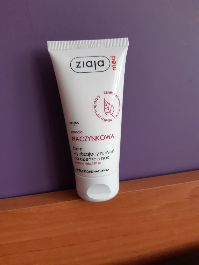Ziaja Med, Kuracja naczynkowa, Krem do twarzy wyciszający rumień, Na dzień i noc, SPF10