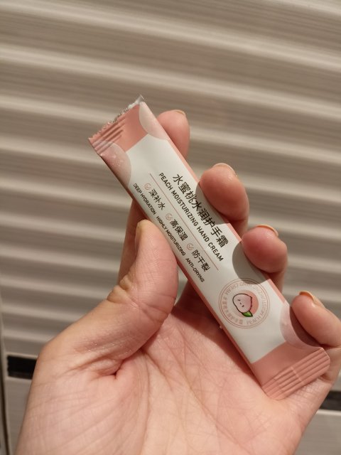 akcja denkowanie! grudzień - kosmetyki w świątecznych opakowaniach i świątecznych kolorach 🎄❄️⛄🎀🎁🎅