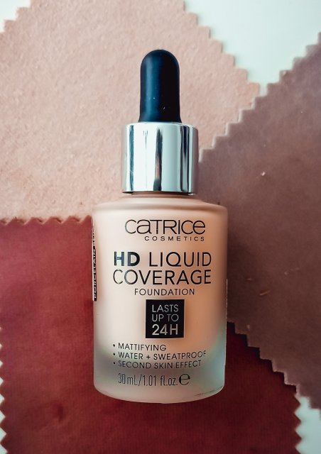Catrice HD Liquid Coverage, Podkład do twarzy, nr 002 Porcelain Beige