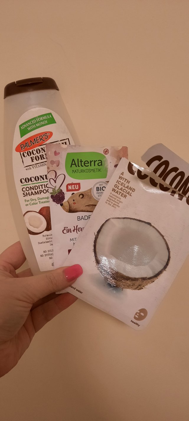 akcja denkowanie! grudzień - kosmetyki w świątecznych opakowaniach i świątecznych kolorach 🎄❄️⛄🎀🎁🎅