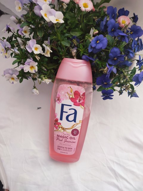 Fa Żel pod prysznic, Magic Oil, Pink Jasmine Scent