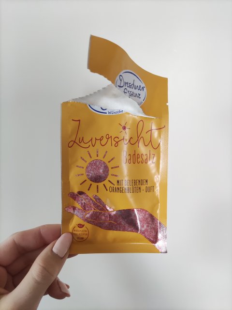 akcja denkowanie! grudzień - kosmetyki w świątecznych opakowaniach i świątecznych kolorach 🎄❄️⛄🎀🎁🎅