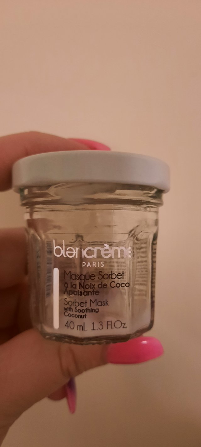 akcja denkowanie! grudzień - kosmetyki w świątecznych opakowaniach i świątecznych kolorach 🎄❄️⛄🎀🎁🎅