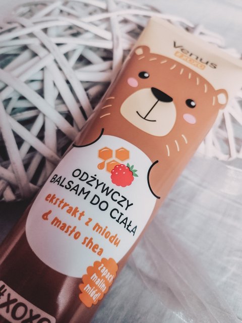 Venus Xoxo, Balsam do ciała, Odżywczy, Ekstrakt z miodu & masła shea