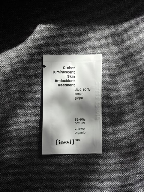 Iossi Serum do twarzy, Pro, C-shot Luminescent Skin Antioxidant Treatment