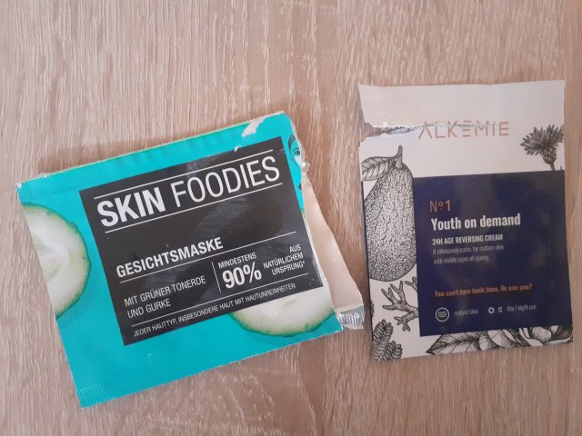 akcja denkowanie! grudzień - kosmetyki w świątecznych opakowaniach i świątecznych kolorach 🎄❄️⛄🎀🎁🎅