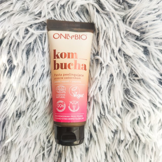 OnlyBio Pasta peelingująca przeciw zaskórnikom, Kombucha, Pestki moreli + papaina