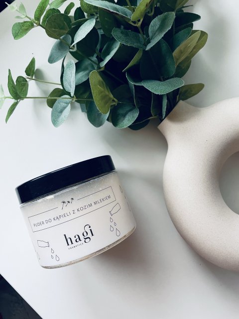 Hagi Cosmetics Puder do kąpieli, Z kozim mlekiem