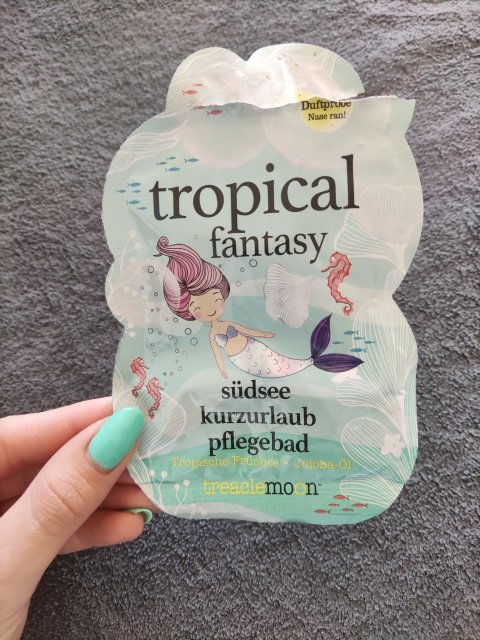 akcja denkowanie! grudzień - kosmetyki w świątecznych opakowaniach i świątecznych kolorach 🎄❄️⛄🎀🎁🎅