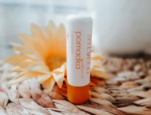 Sylveco Pomadka odżywcza z peelingiem