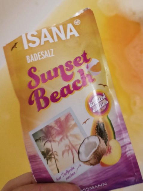 akcja denkowanie! grudzień - kosmetyki w świątecznych opakowaniach i świątecznych kolorach 🎄❄️⛄🎀🎁🎅