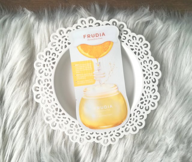 akcja denkowanie! grudzień - kosmetyki w świątecznych opakowaniach i świątecznych kolorach 🎄❄️⛄🎀🎁🎅