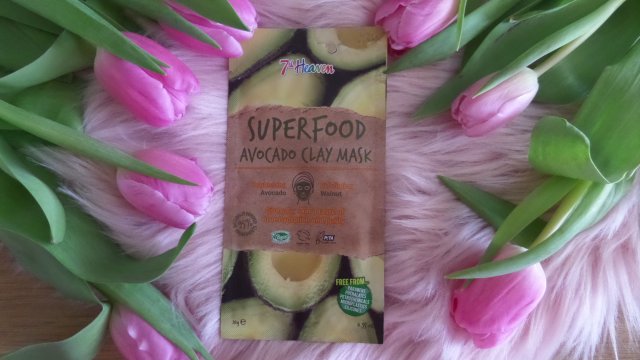 akcja denkowanie! grudzień - kosmetyki w świątecznych opakowaniach i świątecznych kolorach 🎄❄️⛄🎀🎁🎅