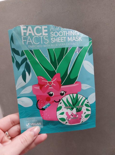 akcja denkowanie! grudzień - kosmetyki w świątecznych opakowaniach i świątecznych kolorach 🎄❄️⛄🎀🎁🎅