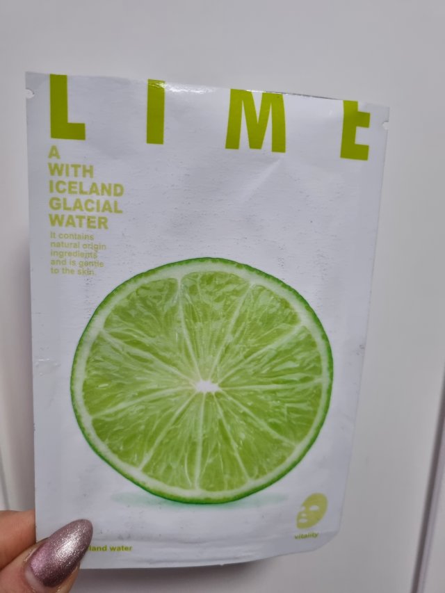 akcja denkowanie! grudzień - kosmetyki w świątecznych opakowaniach i świątecznych kolorach 🎄❄️⛄🎀🎁🎅