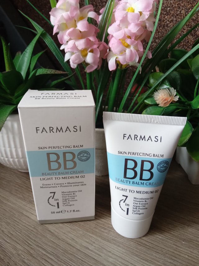 Farmasi, Beauty Balm, krem BB, 02 Light To Medium