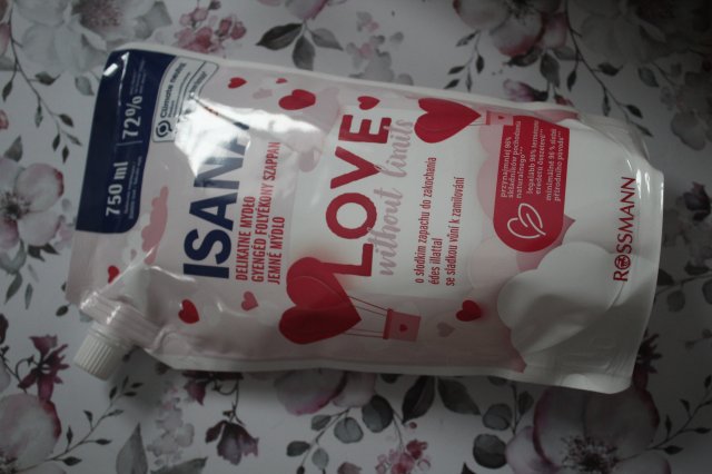 Isana Mydło do rąk w płynie, Love