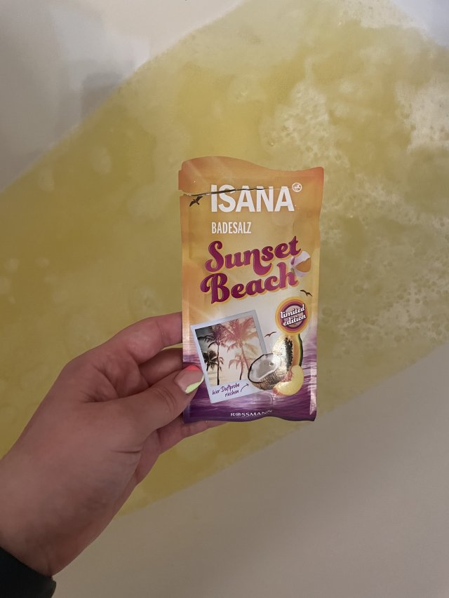 akcja denkowanie! grudzień - kosmetyki w świątecznych opakowaniach i świątecznych kolorach 🎄❄️⛄🎀🎁🎅